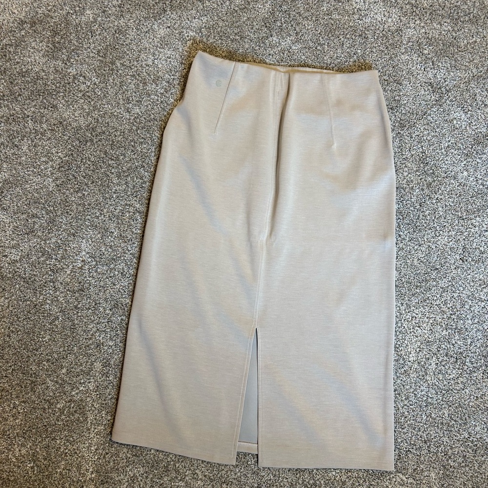 Lululemon Softstreme High Rise MIDI Skirt - Picture 5 of 6